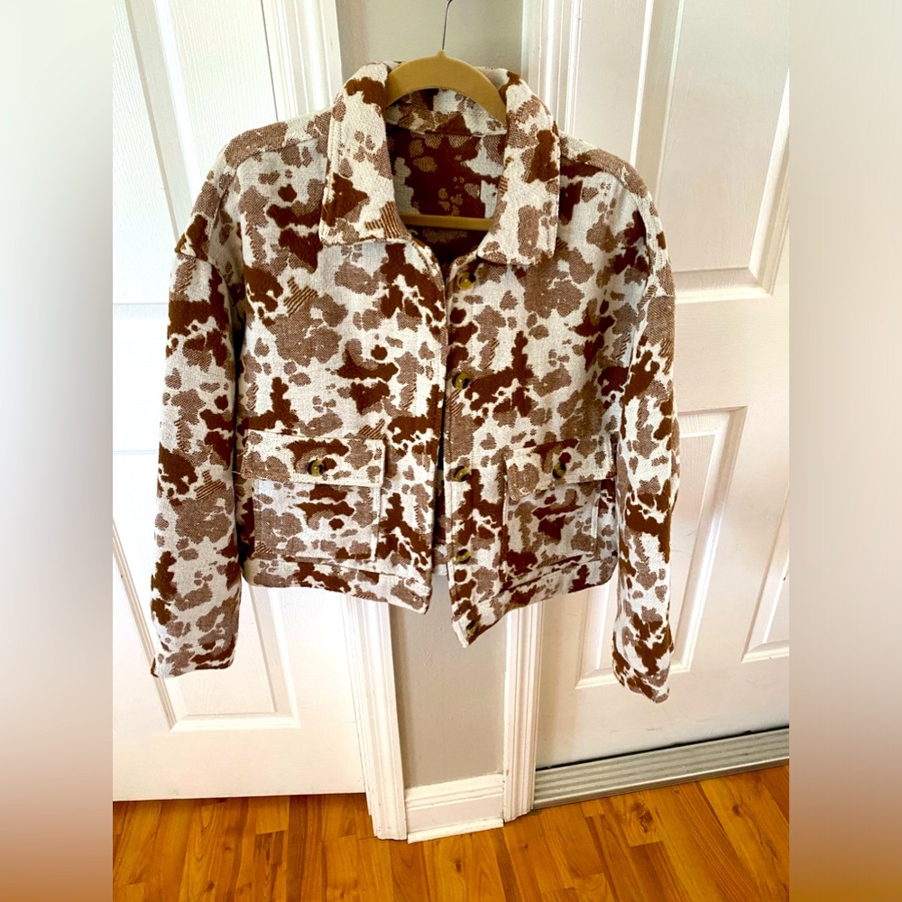 Sonoma jacket women’s size XL. Size label removed due to sensory issues.